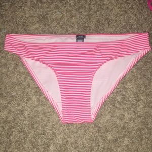 Stopped swim bottoms